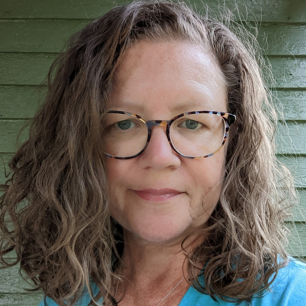Meet your Posher, Stacy